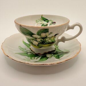 Vintage‎ Cherry China Made in Japan "Lilly ofthe Valley" Teacup and Saucer Set
